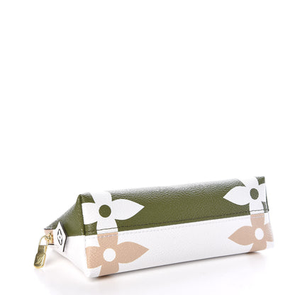 Louis Vuitton Monogram Giant Cosmetic Pouch Kaki 4 of 9