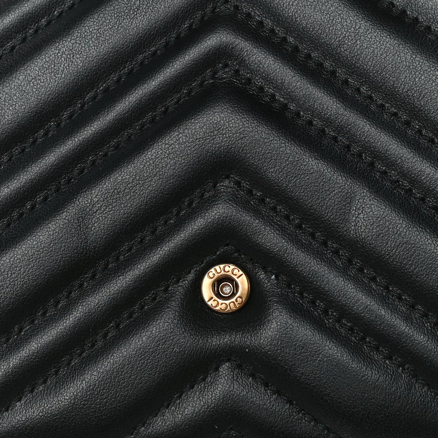 Calfskin Matelasse GG Marmont Chain Wallet Black