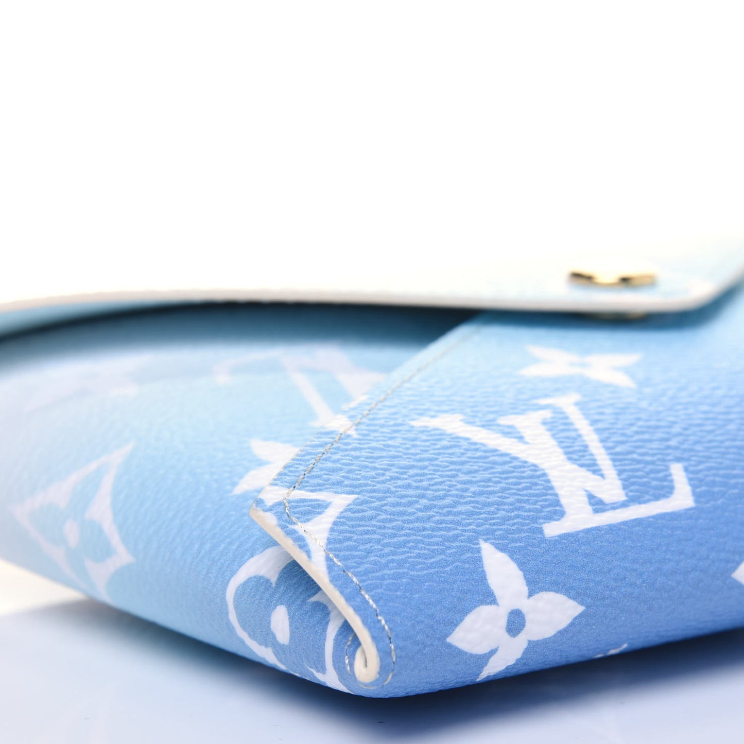 Monogram Giant By The Pool Medium Kirigami Pochette Insert Blue