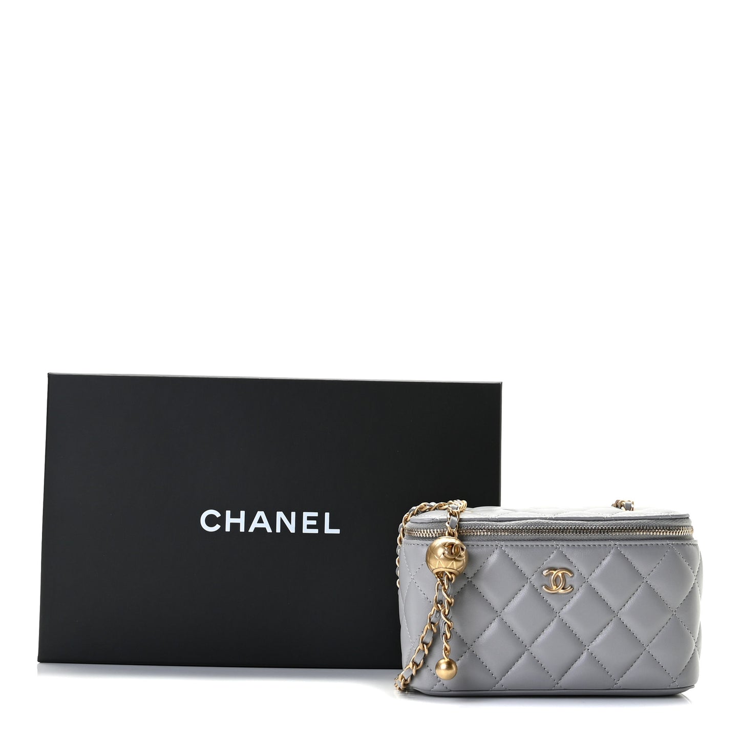 Lambskin Quilted Small Pearl Crush Vanity Case With Chain Grey