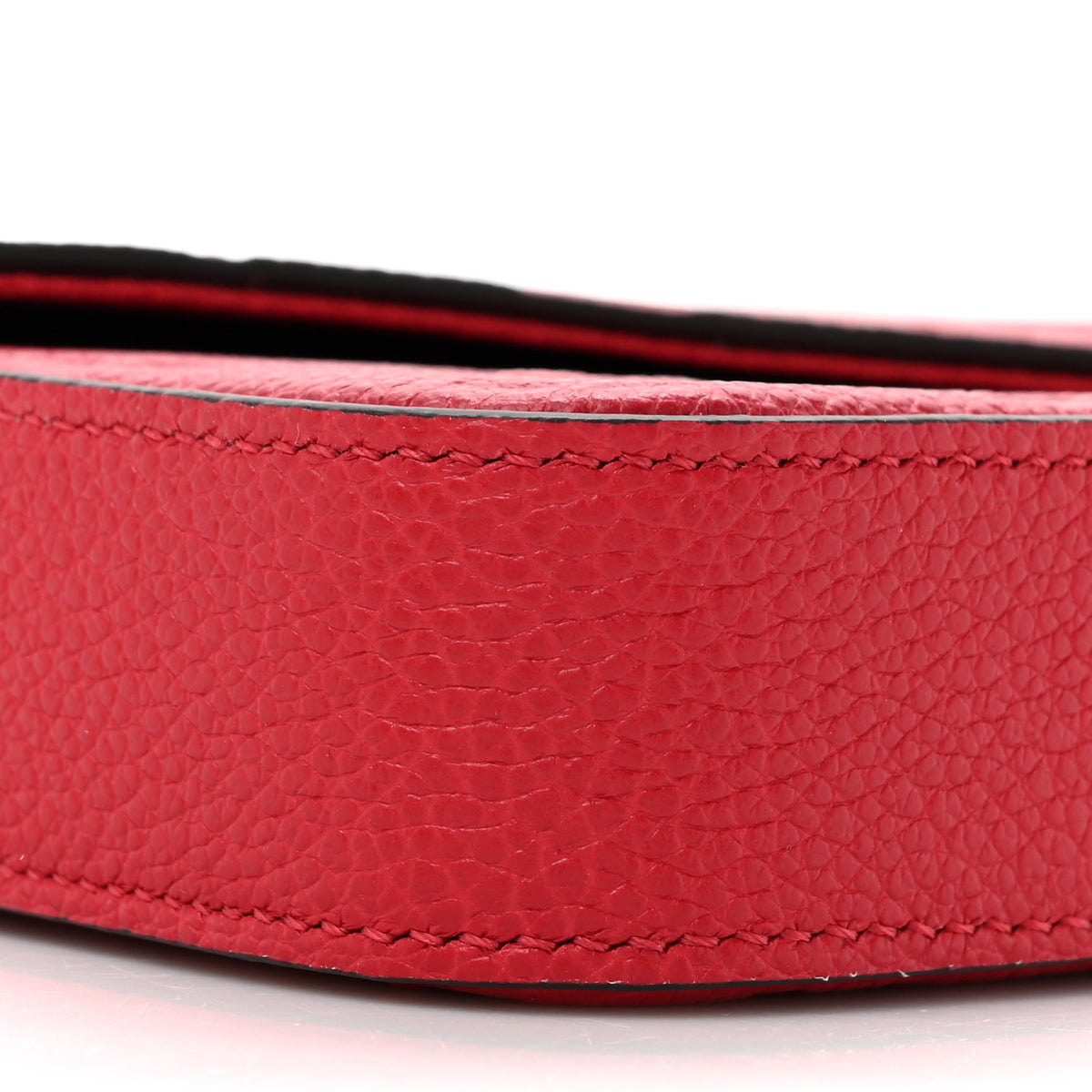 Empreinte Pochette Felicie Chain Wallet Scarlet