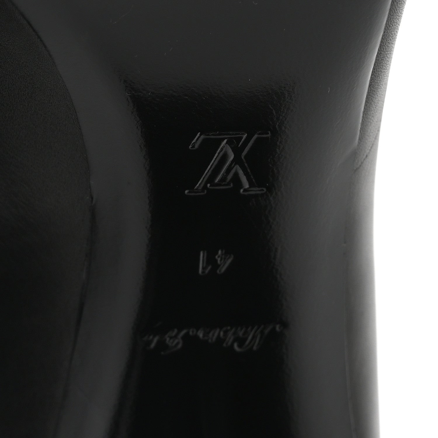 Louis Vuitton Calfskin Monogram Silhouette Chelsea Ankle Boots 41 7 of 9