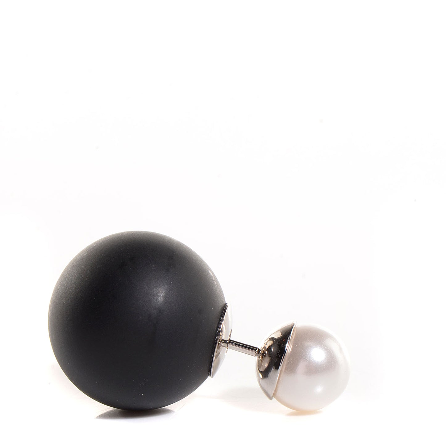 Mise En Dior Tribal Earrings Matte Black Pearl