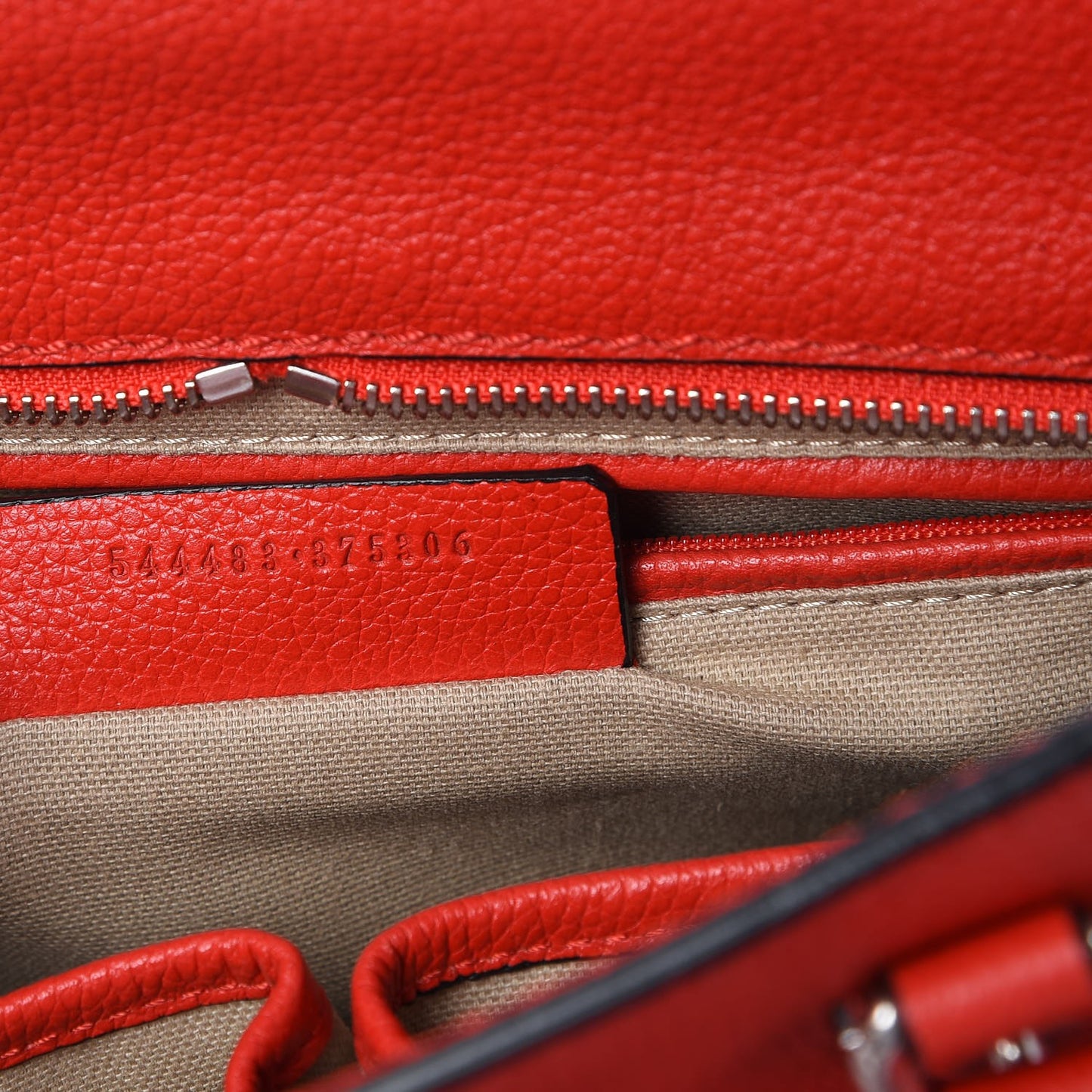 Pebbled Calfskin Small Skull Padlock Zip Around Tote Red