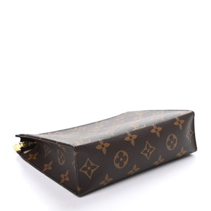 Louis Vuitton Monogram Toiletry Pouch 19 4 of 9