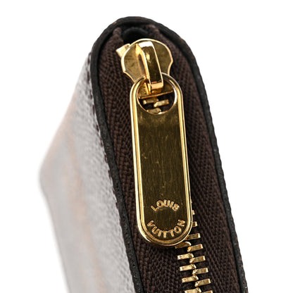Louis Vuitton Monogram Giant Zippy Coin Purse 7 of 9