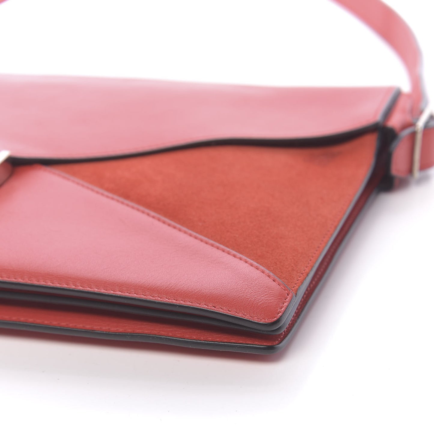 Smooth Calfskin Suede Diamond Shoulder Bag Red