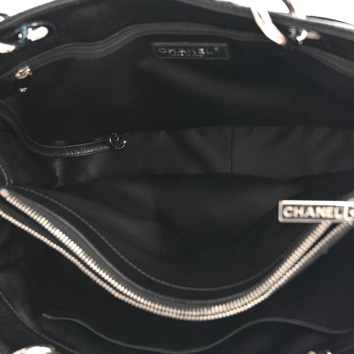 Caviar Quilted Grand Shopping Tote GST Black