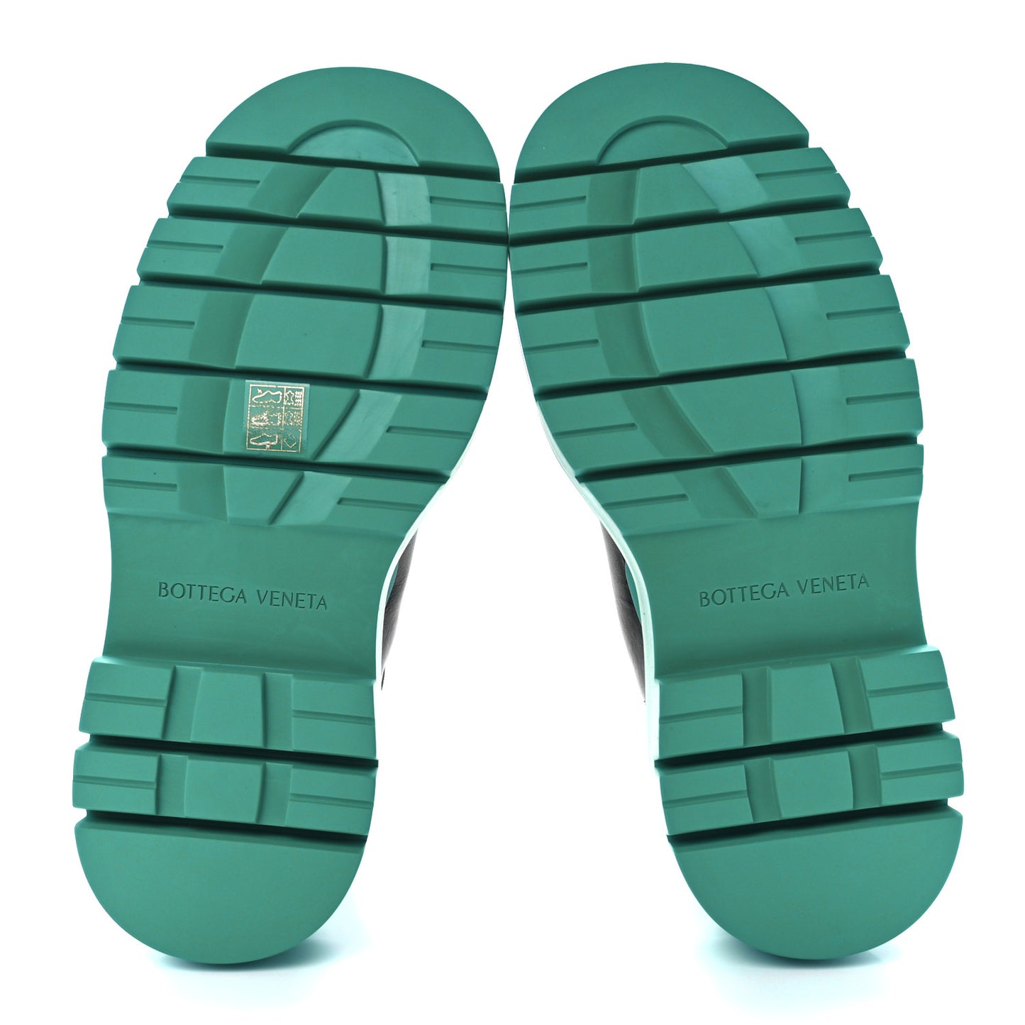 Calfskin The Tire Cropped Chelsea Boots 38 Black Neptune