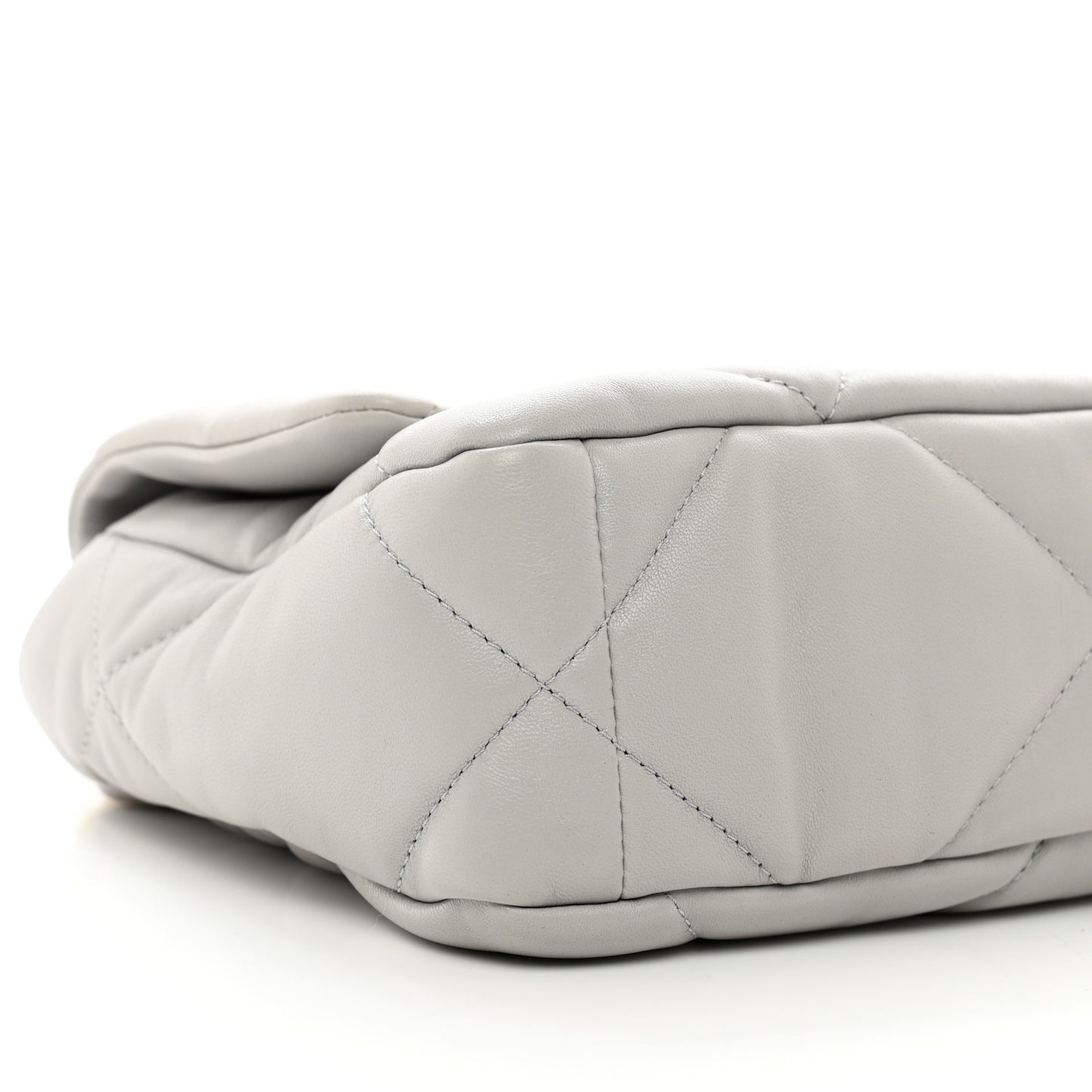 Goatskin Quilted Medium Chanel 19 Flap Grey