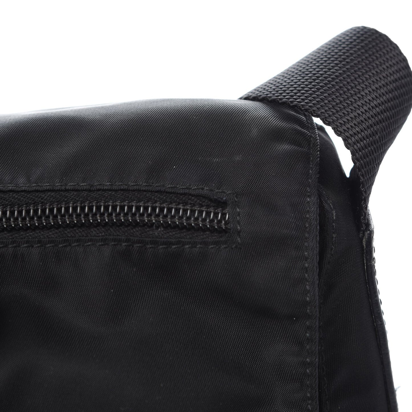 Nylon Vela Messenger Black
