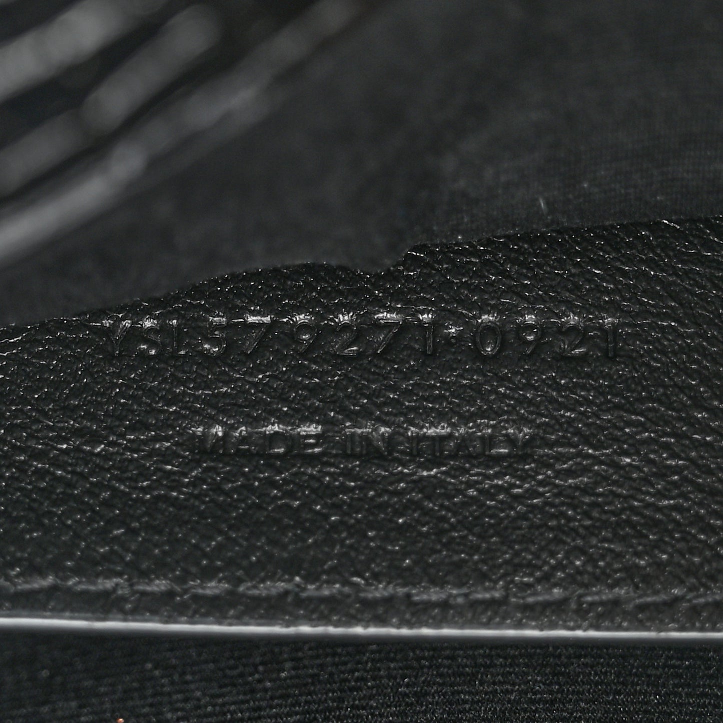 Shiny Calfskin Crocodile Embossed Manhattan Baguette Black
