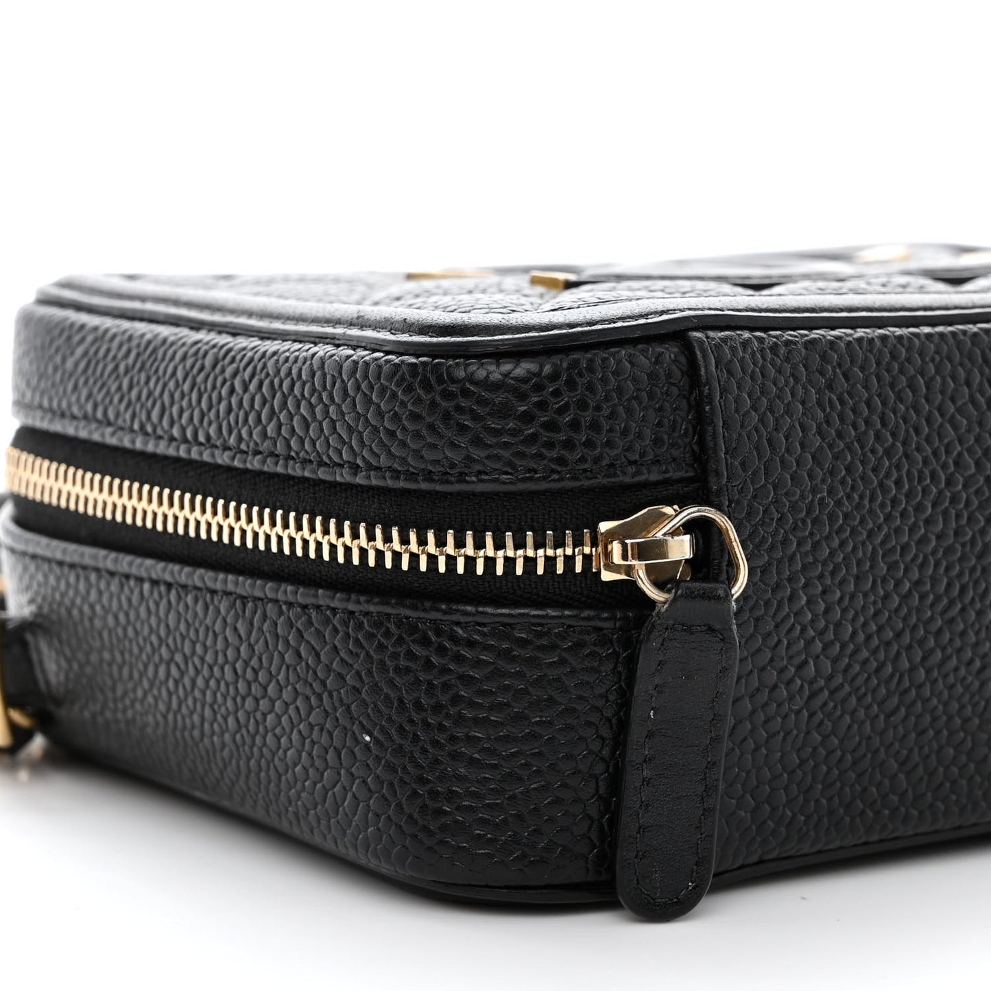 Caviar Quilted CC Filigree Vanity Clutch With Chain Black