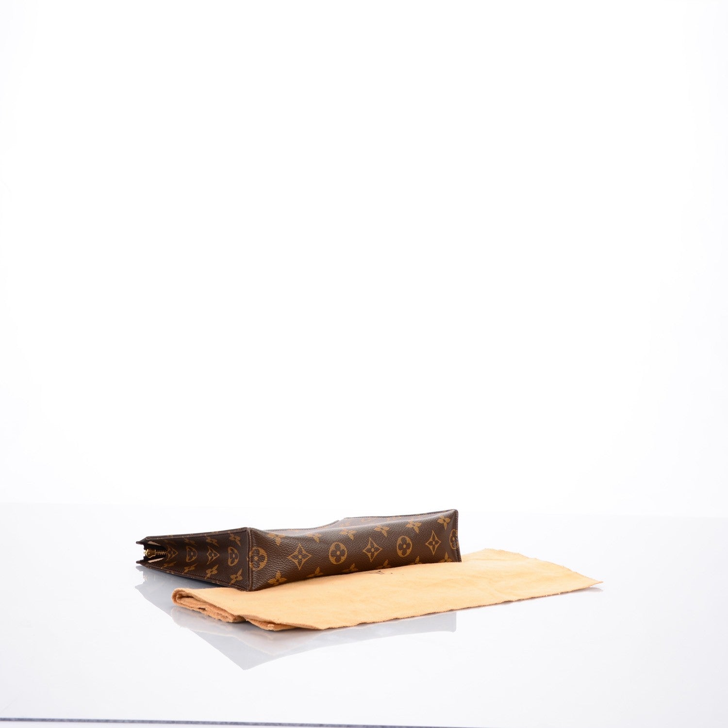 Louis Vuitton Monogram Toiletry Pouch 26 4 of 6