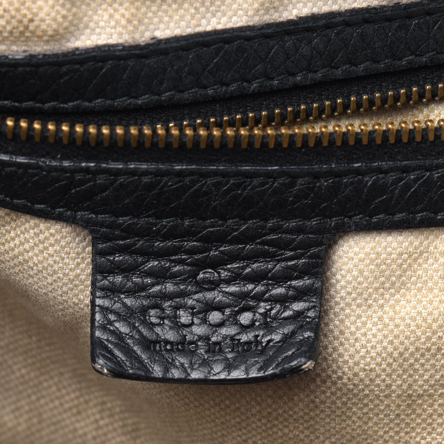 Gucci Pebbled Calfskin Medium Twill Tote Black 5 of 34