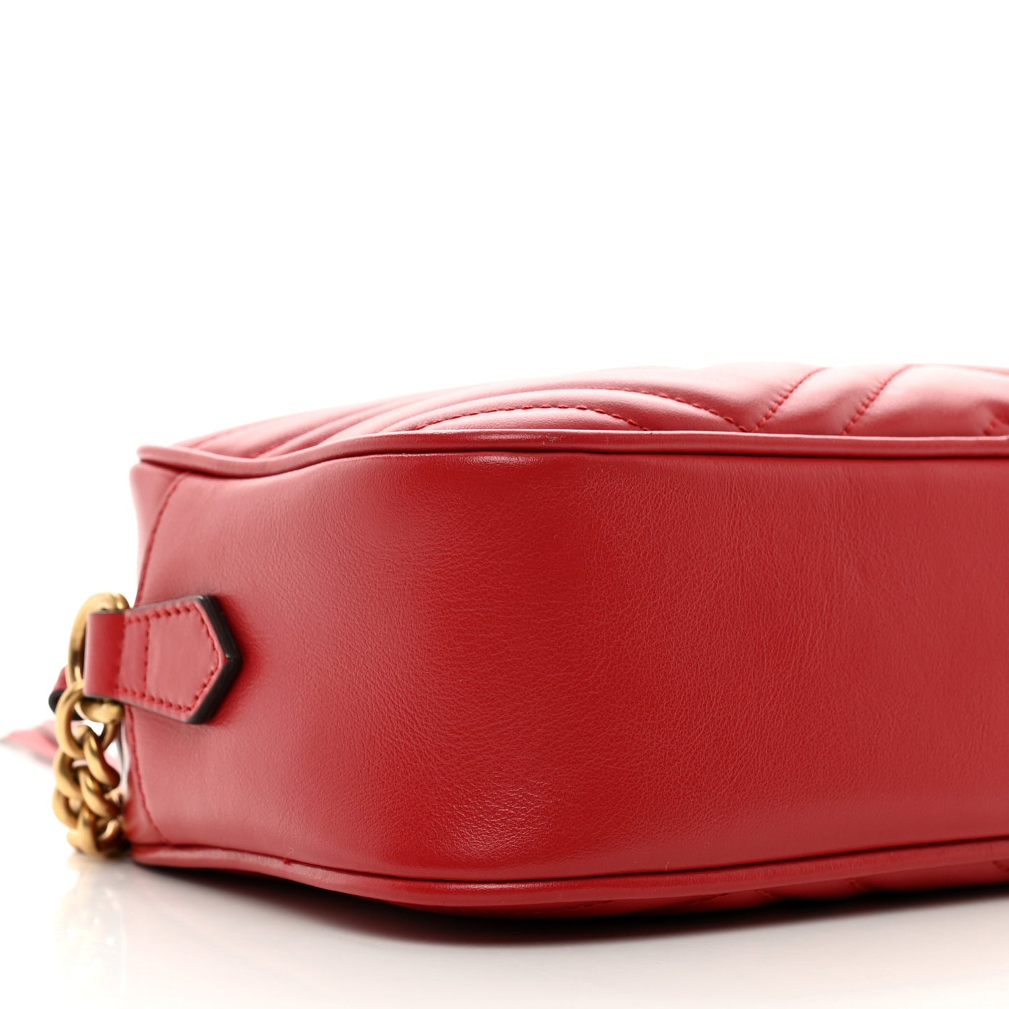 Calfskin Matelasse Small GG Marmont Chain Shoulder Bag Hibiscus Red