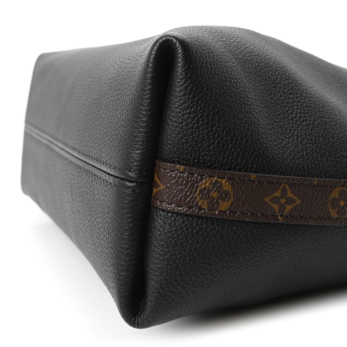 Calfskin Multipass Black