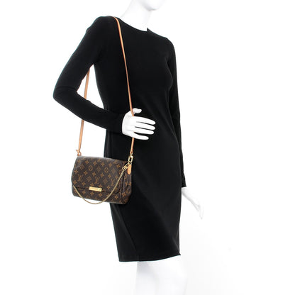 Louis Vuitton Monogram Favorite MM 2 of 8