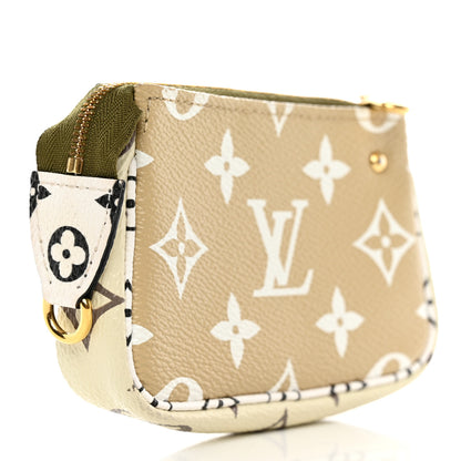 Louis Vuitton Monogram Giant Micro Pochette Accessories Kaki White 3 of 6