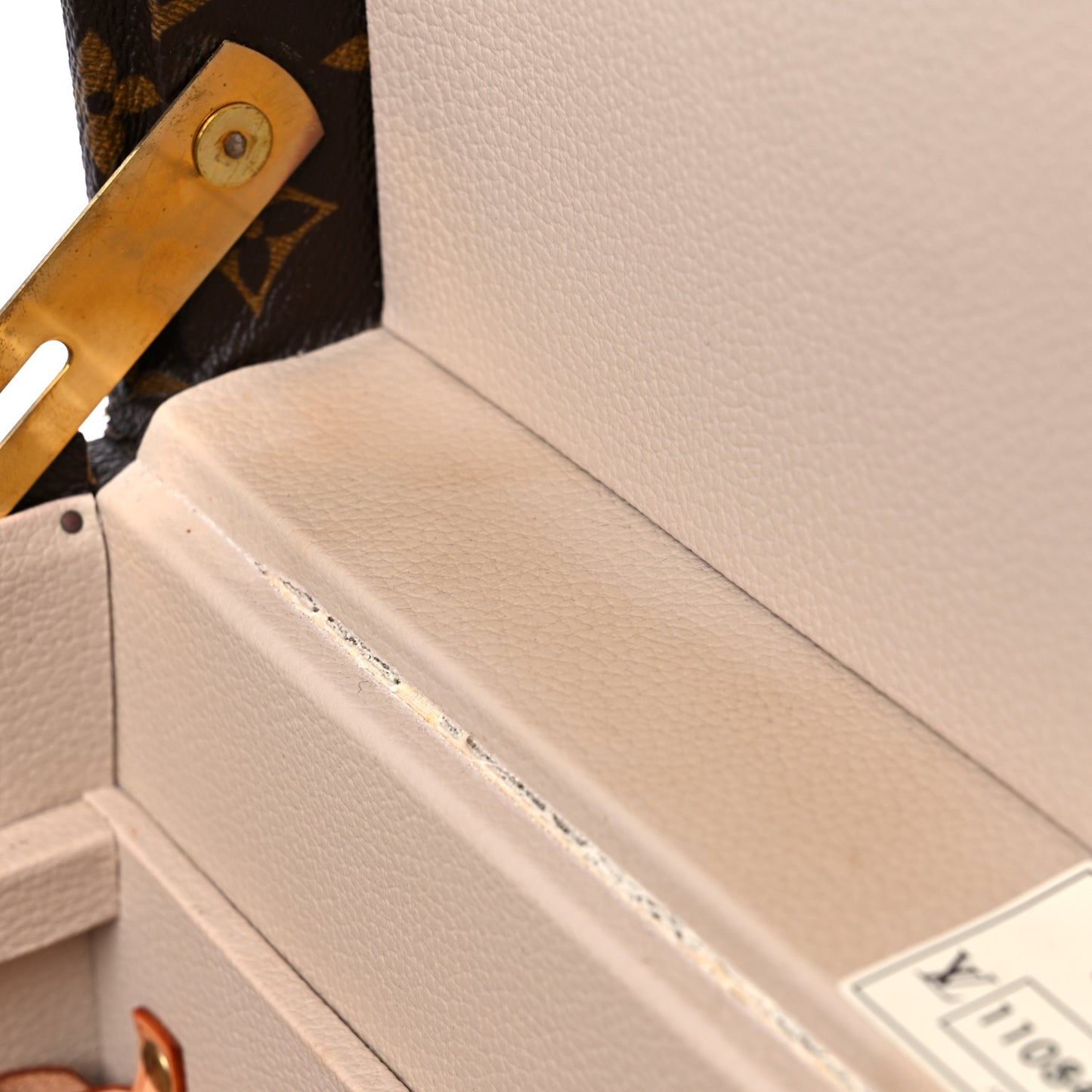 Monogram Boite Flacons Beauty Train Trunk Case