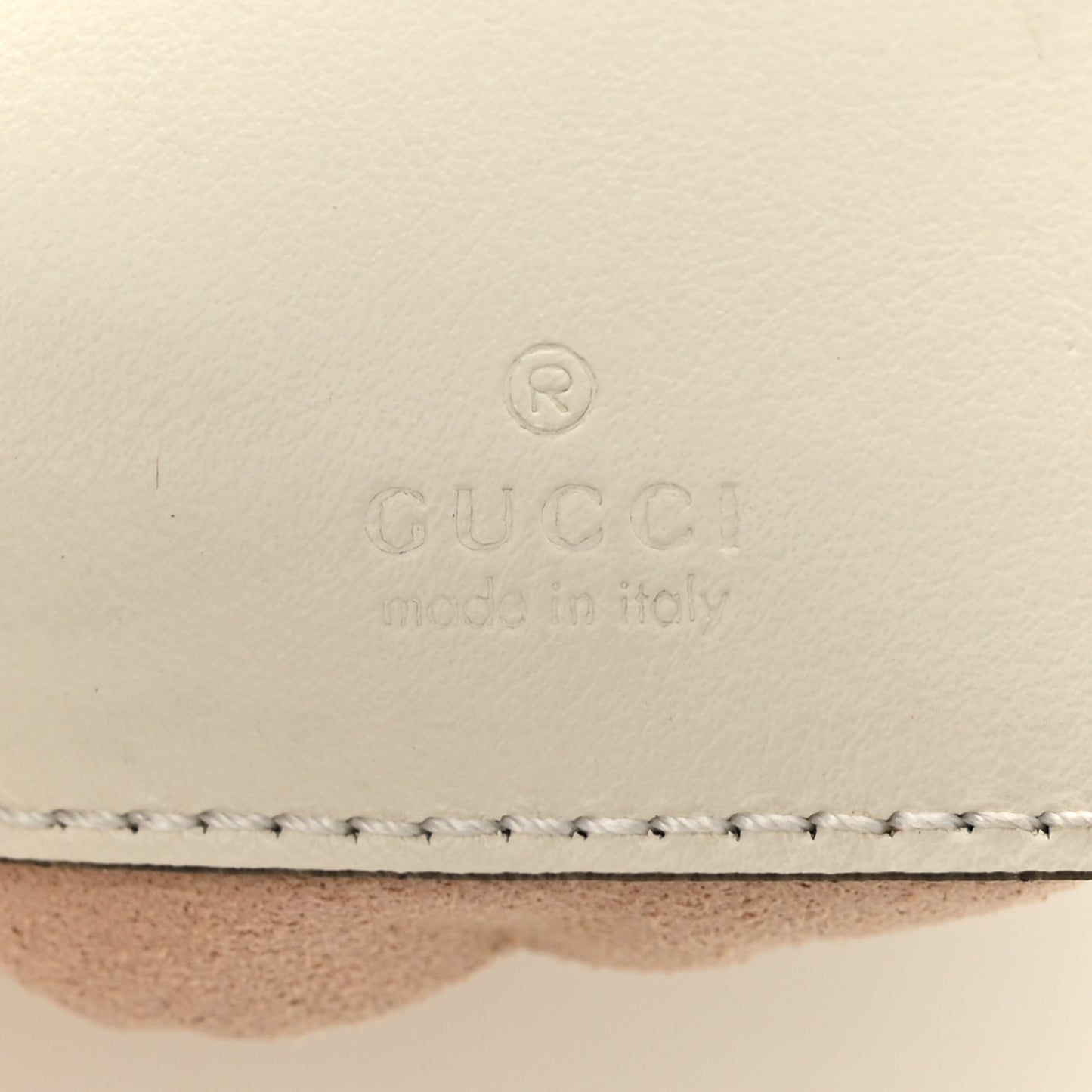 Calfskin Matelasse Mini GG Marmont 2.0 Bucket Bag White
