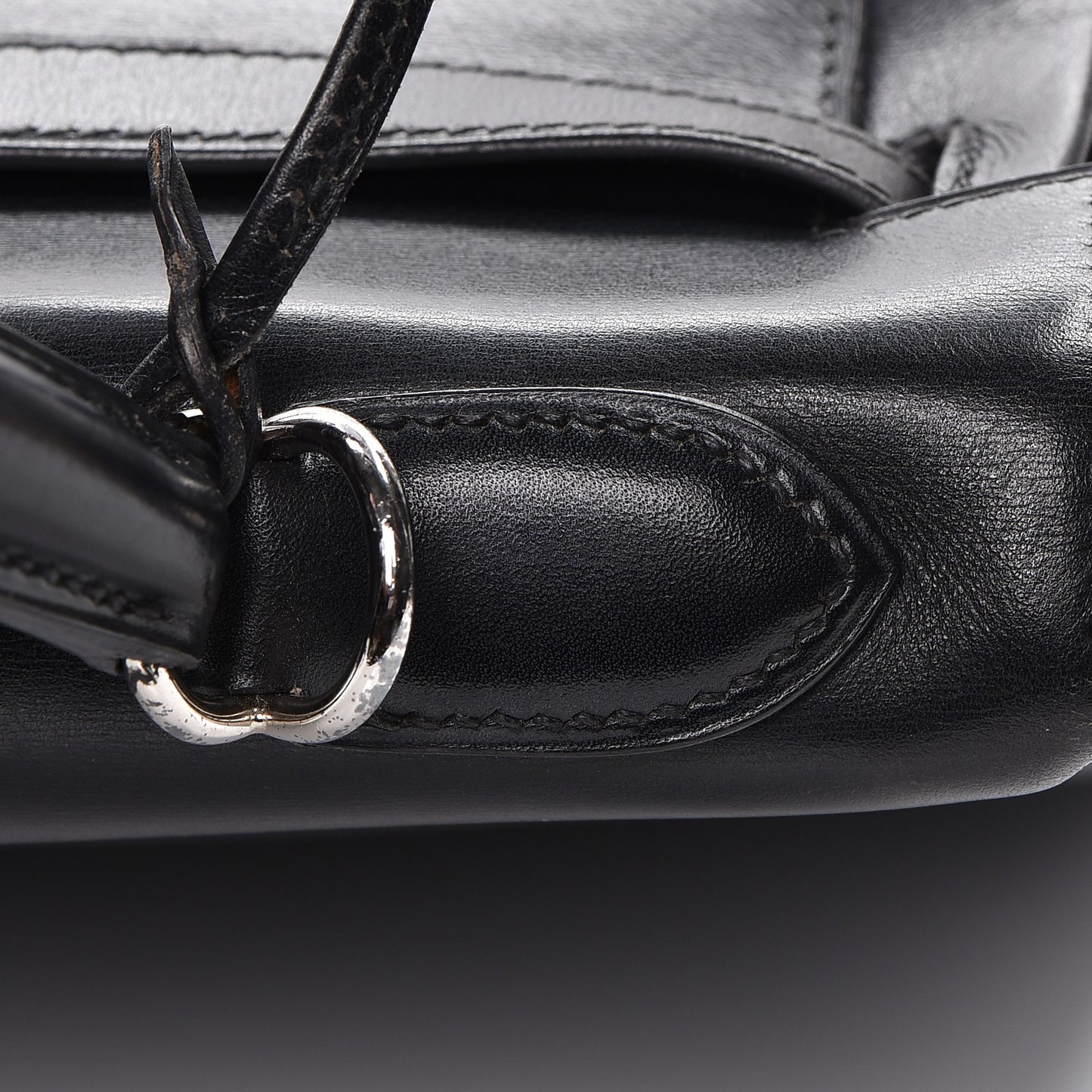 Box Kelly Retourne 32 Black