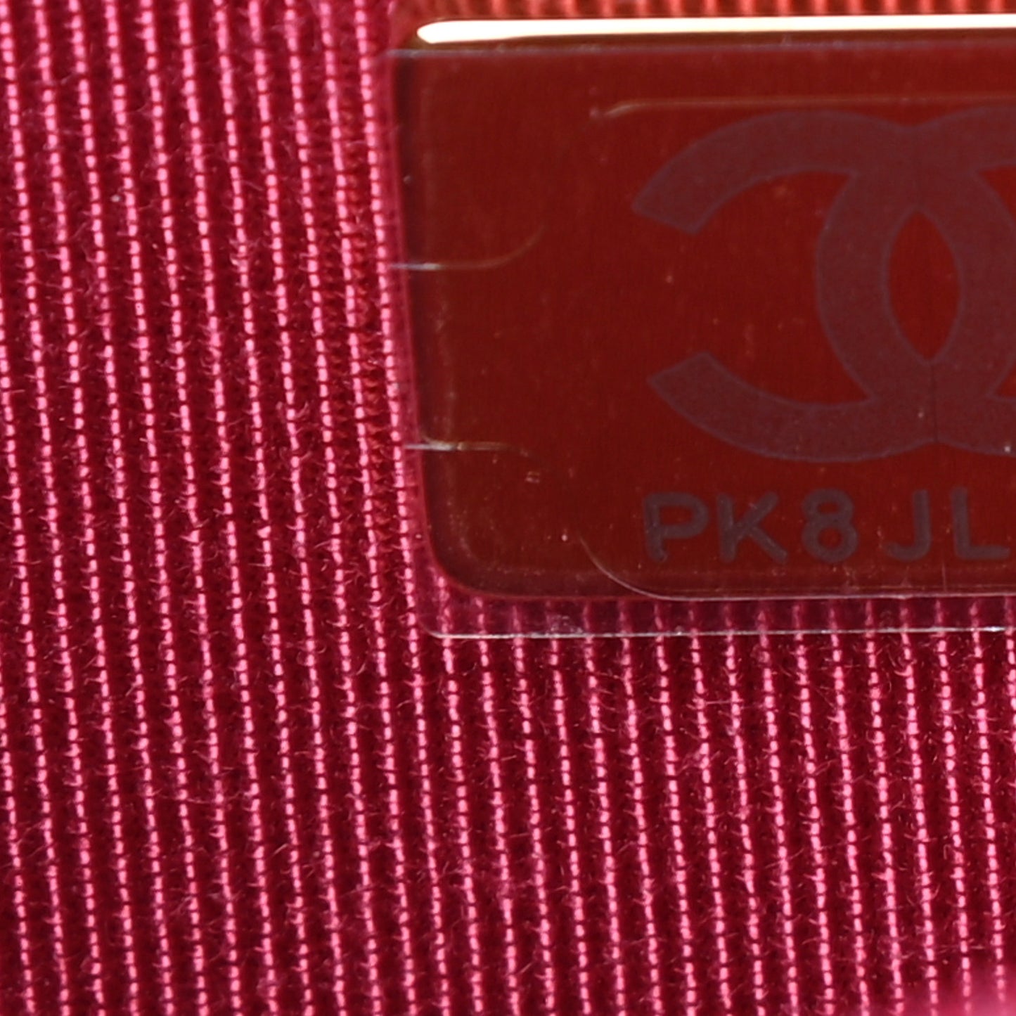 Caviar Quilted Wallet on Chain WOC Fuchsia
