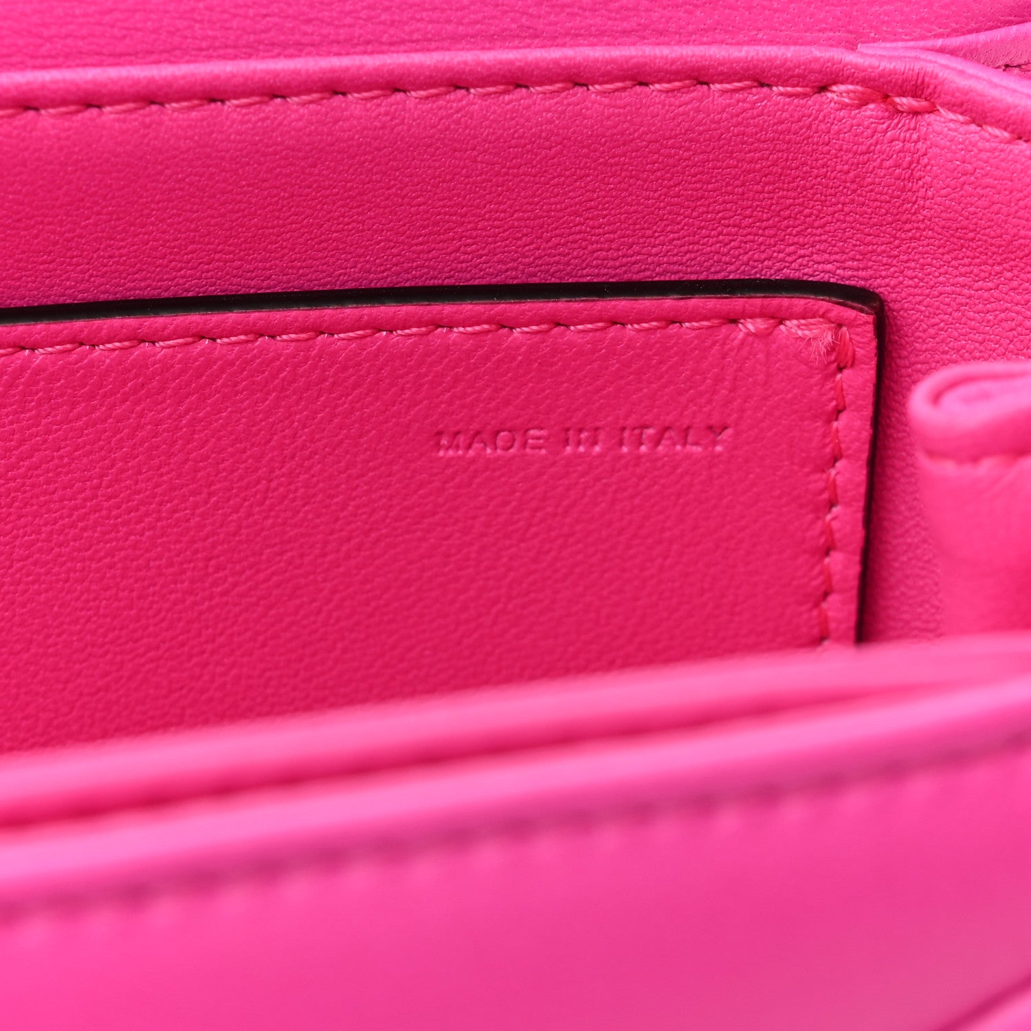 Valentino Garavani Nappa One Stud Chain Clutch Pink PP 7 of 10