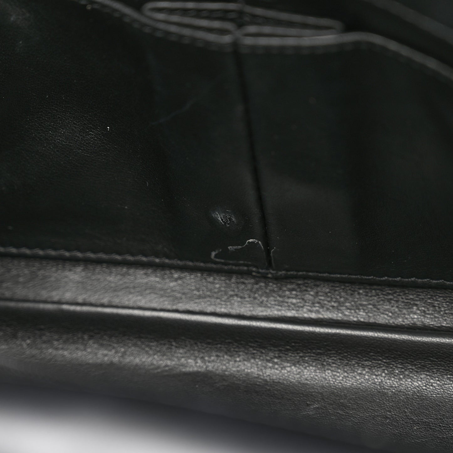 Lambskin Quilted Medium CC Filigree Flap Black
