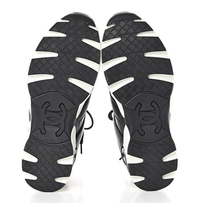 Chanel Calfskin Tweed CC Sneakers 37 Black White 5 of 8