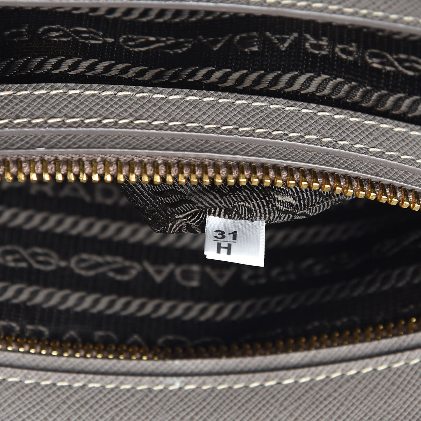Saffiano Lux Extra Large Galleria Double Zip Tote Argilla