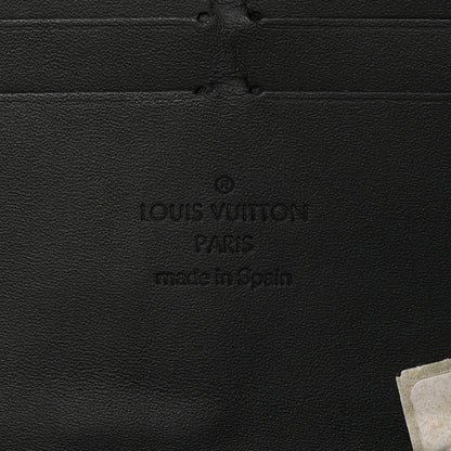 Louis Vuitton Vernis Clemence Wallet Black 6 of 6