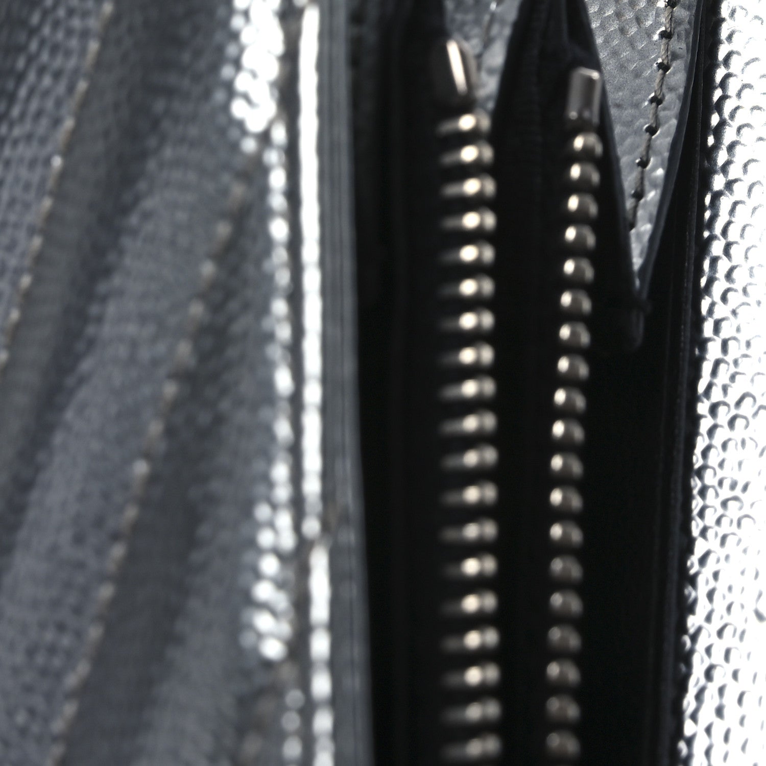 Saint Laurent Metallic Grain De Poudre Matelasse Chevron Monogram Flap Wallet Silver 11 of 16