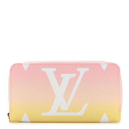 Louis Vuitton Monogram Giant By The Pool Zippy Wallet Light Pink 1 of 6
