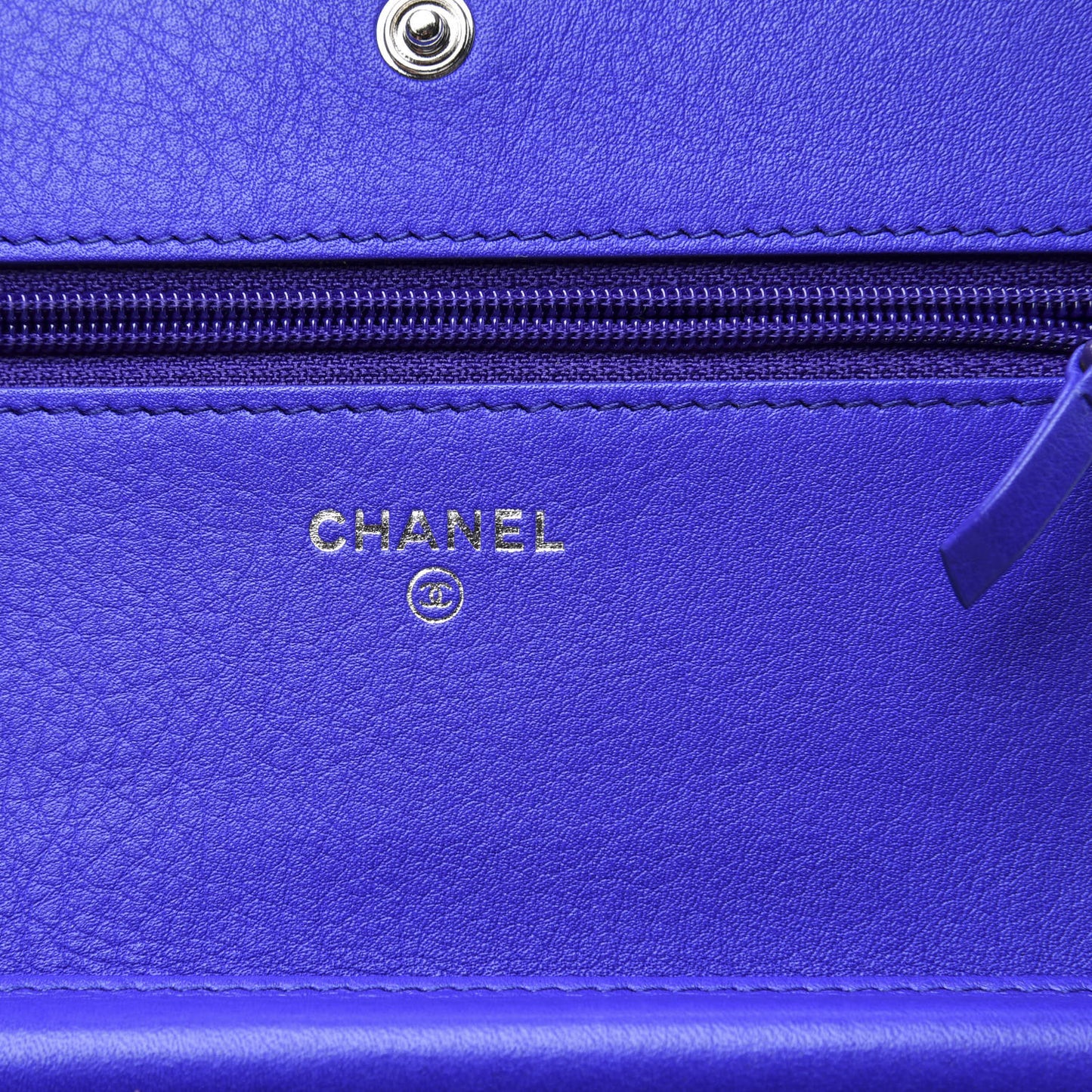 Calfskin Quilted Fancy CC Wallet On Chain WOC Blue