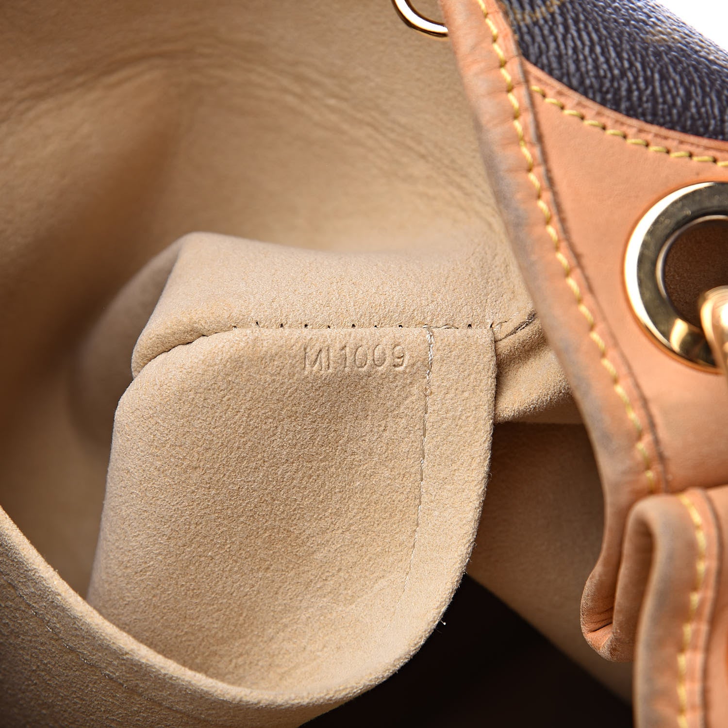 Louis Vuitton Monogram Galliera PM 7 of 16