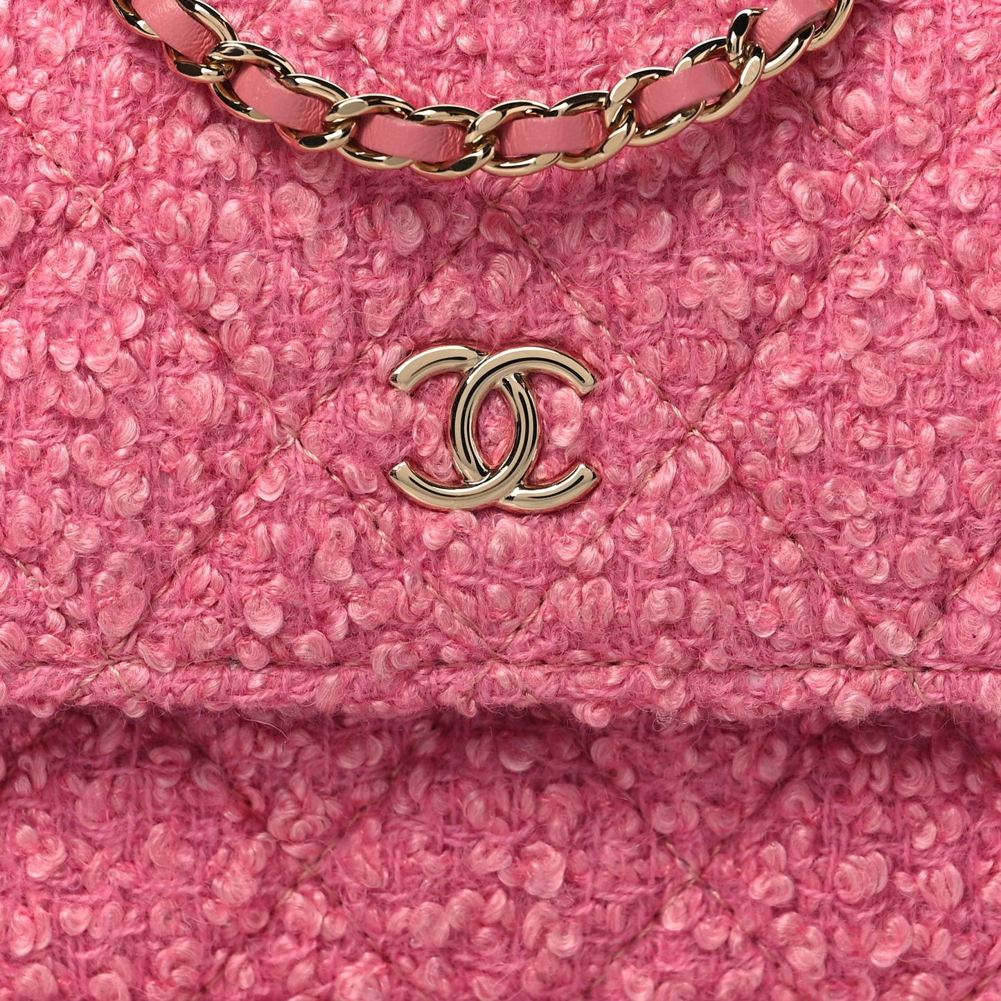 Tweed Quilted Flap Chain Waist Bag Pink