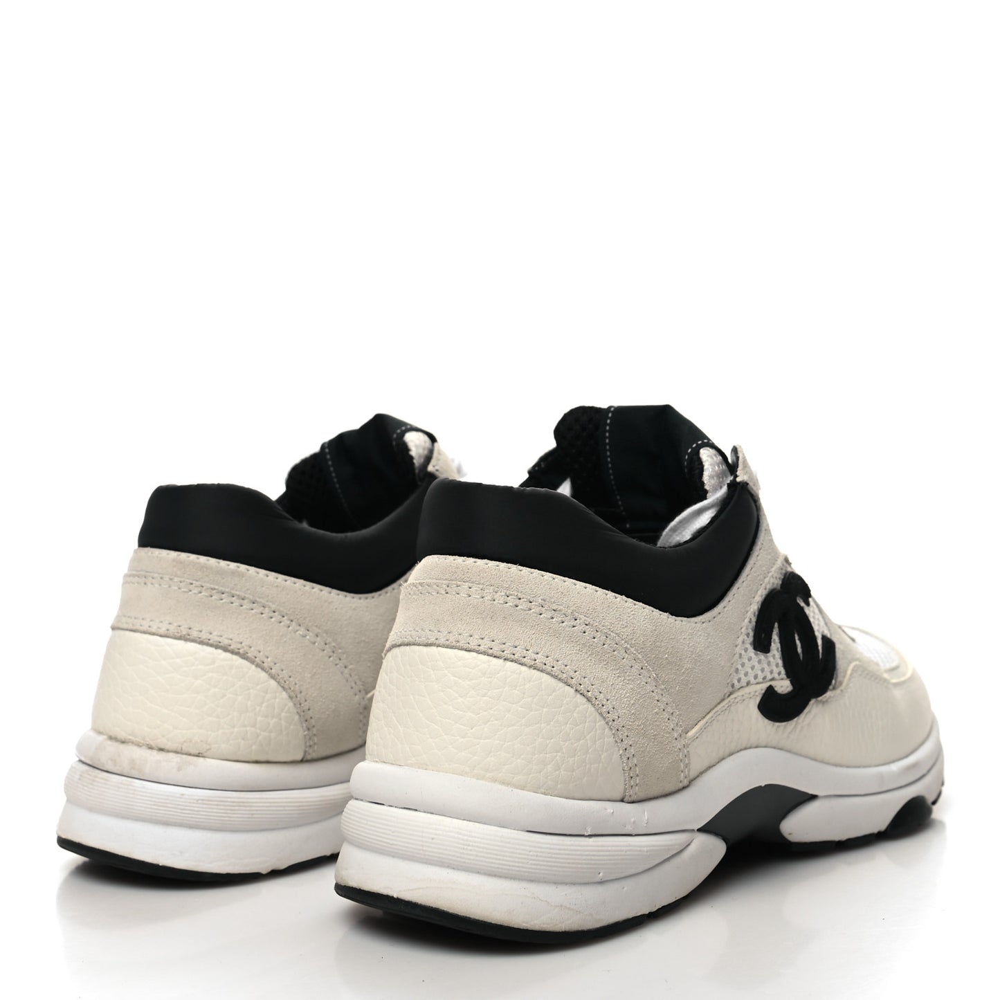 Mesh Suede Calfskin Grained Calfskin Womens CC Sneakers 39 White Black