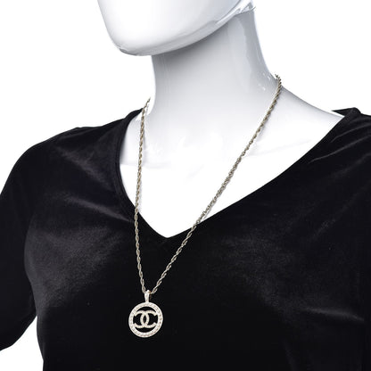 Chanel Pearl CC Medallion Necklace Gold 2 of 7