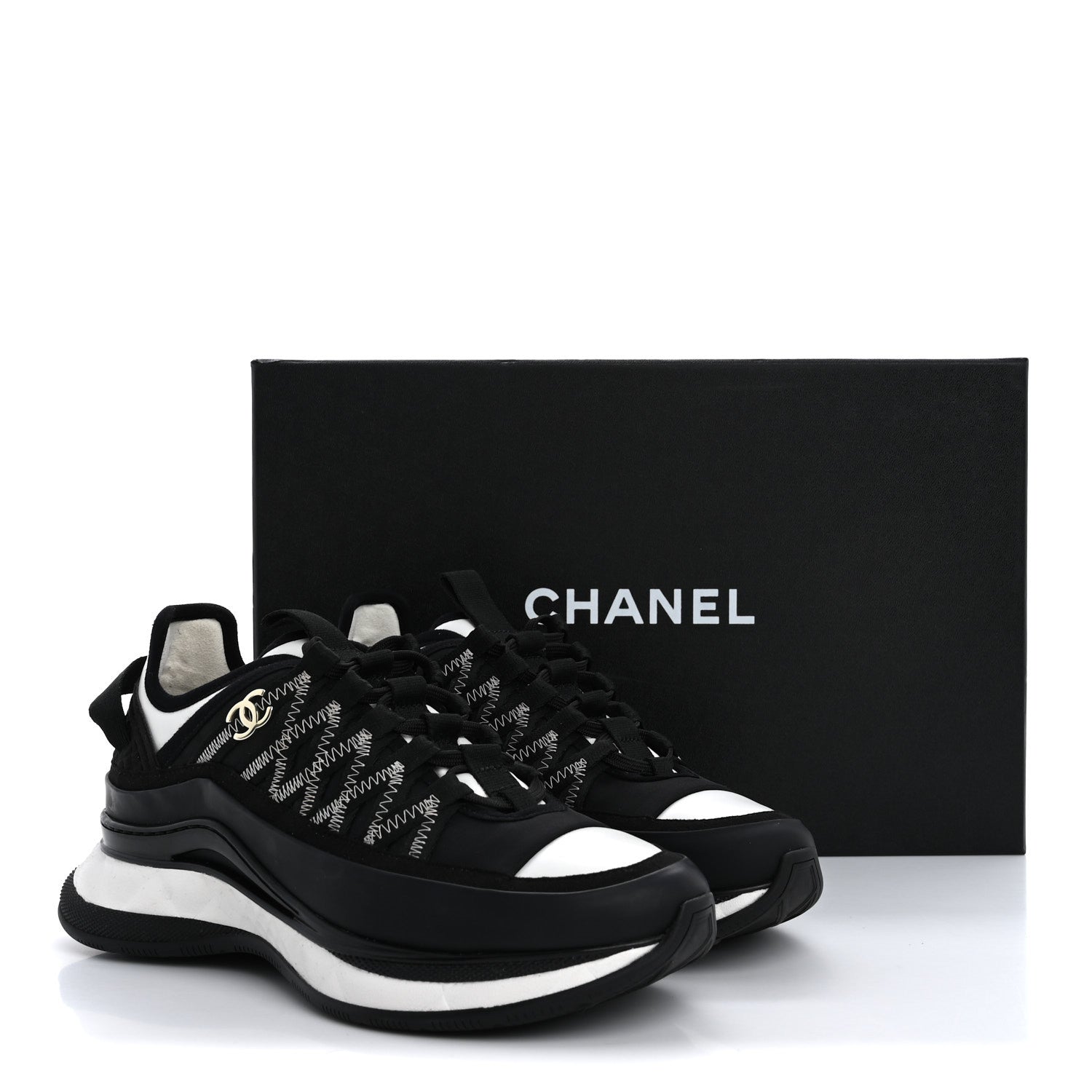 Chanel Mixed Fibers Suede Calfskin CC Sneakers 36 White Black 10 of 10