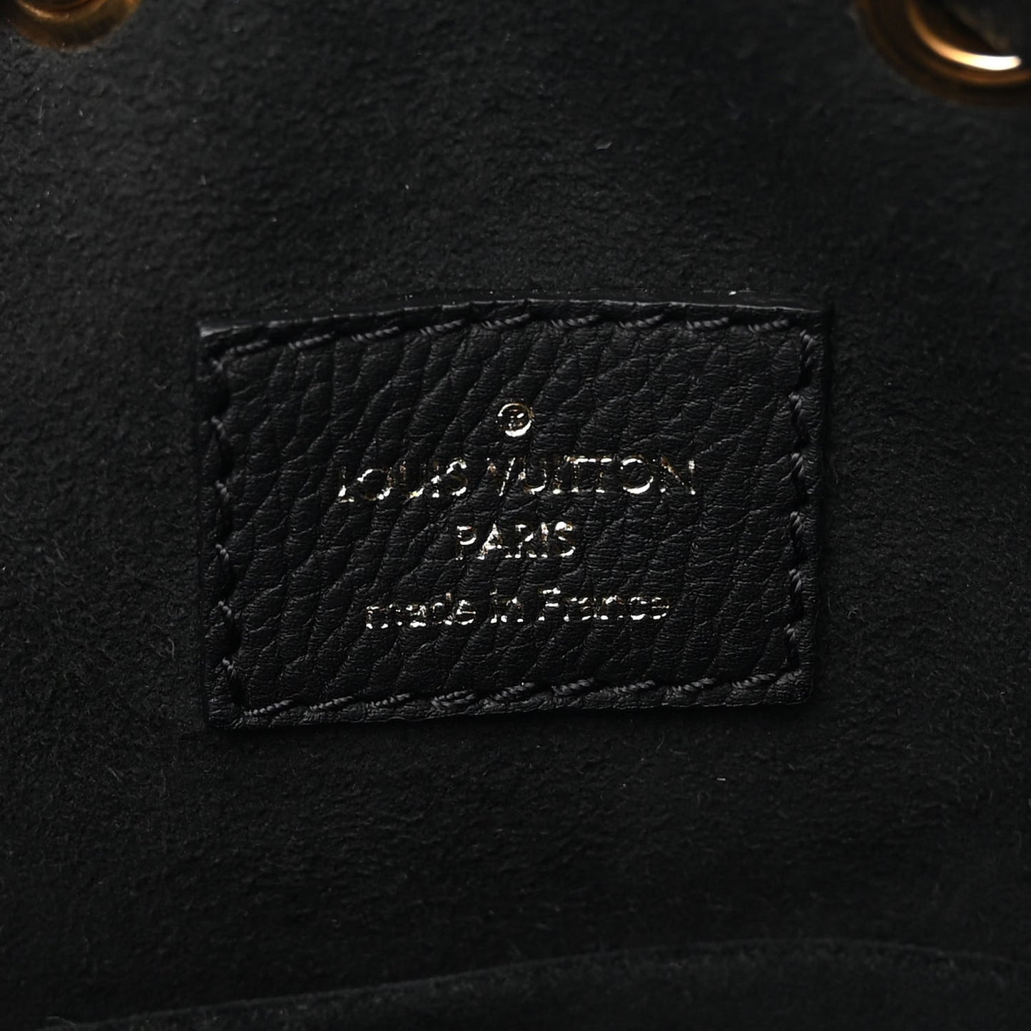 Calfskin Lockme Bucket MM Black