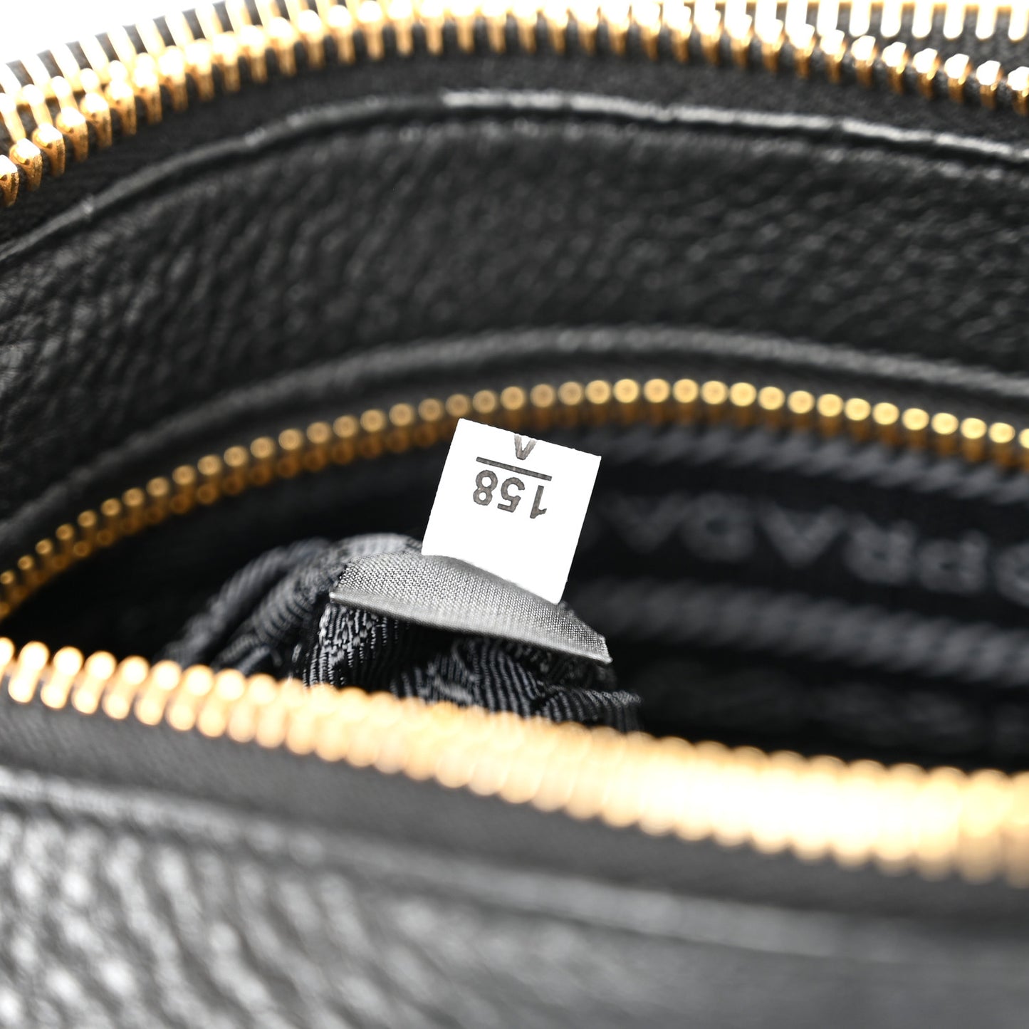 Vitello Daino Double Zip Crossbody Bag Black