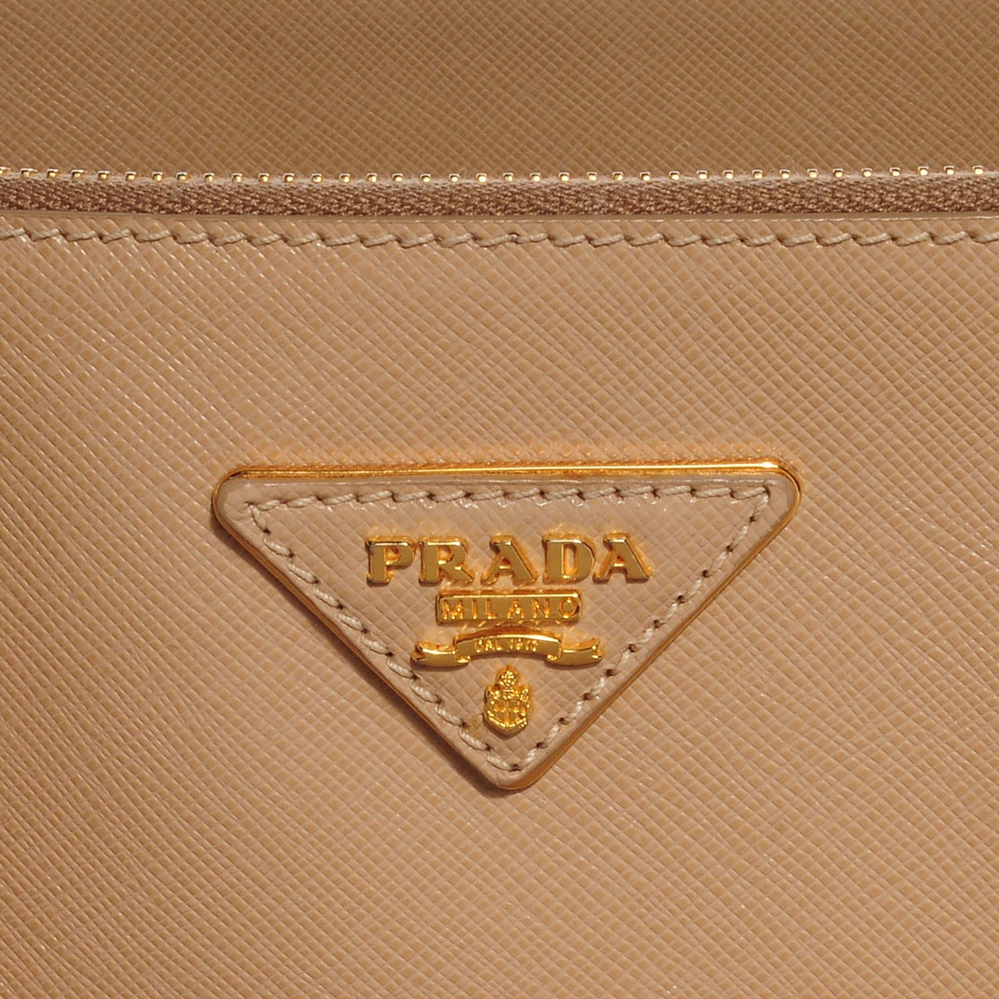 Saffiano Lux Large Double Zip Tote Sabbia