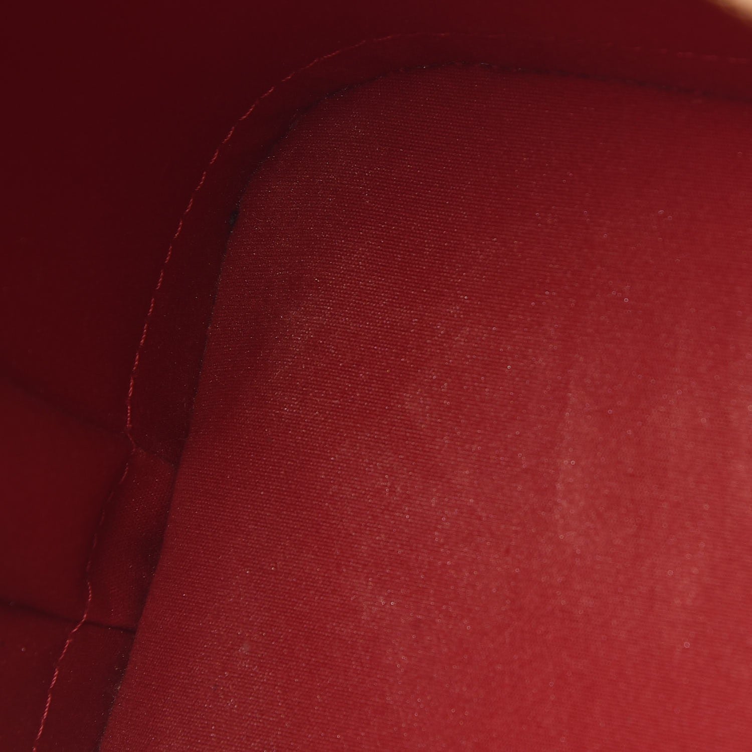 Louis Vuitton Vernis Alma MM Pomme D'Amour 6 of 13