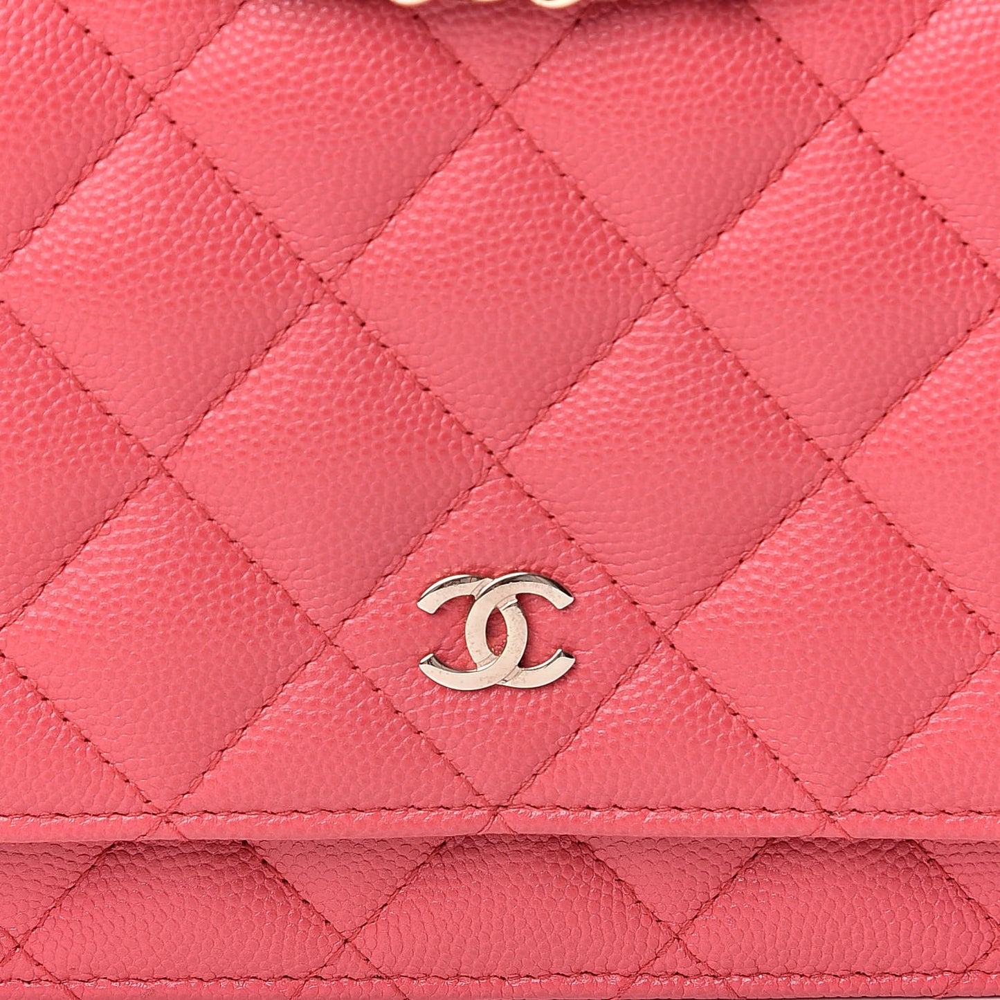 Caviar Quilted Wallet on Chain WOC Coral