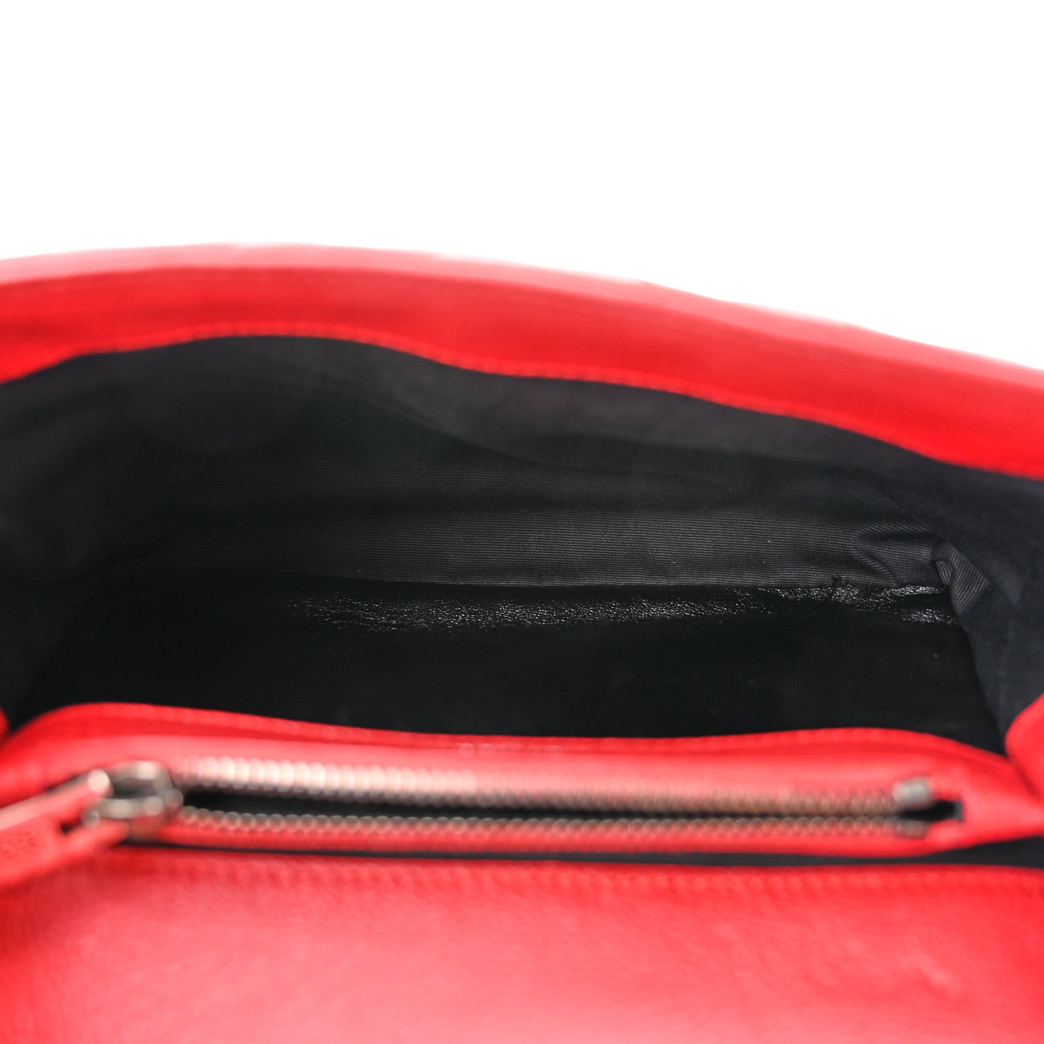 Saint Laurent Sheepskin Matelasse Chevron Monogram Medium College Bag Rouge 5 of 10