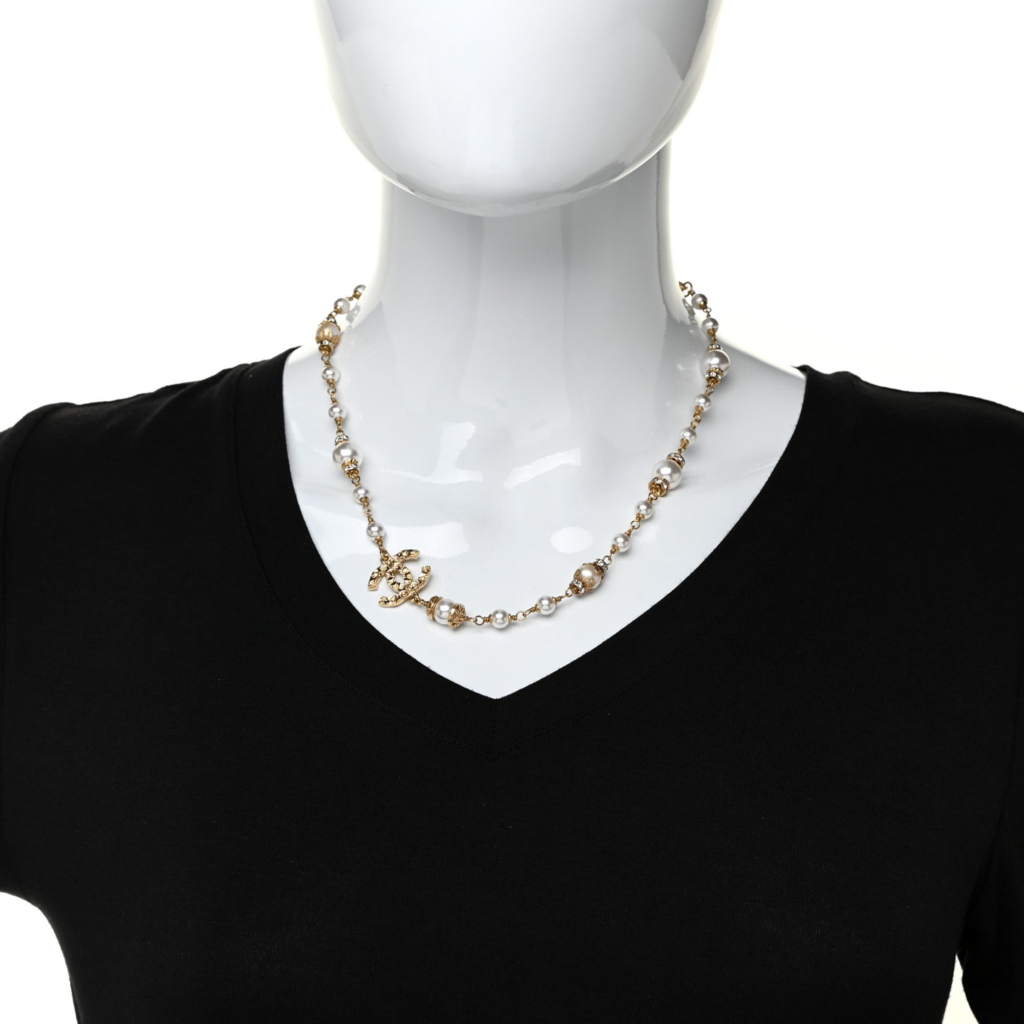 Pearl Crystal Textured CC Short Necklace Gold