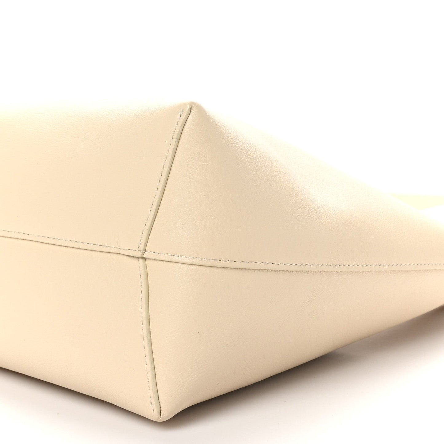 Calfskin Candy Hobo Avrio