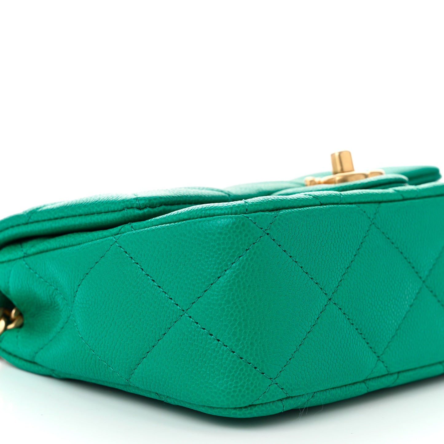 Caviar Quilted Mini Sweetheart Flap Green