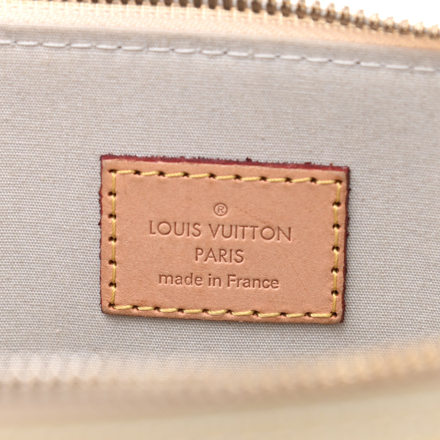 Louis Vuitton Vernis Alma PM Blanc Corail 6 of 10